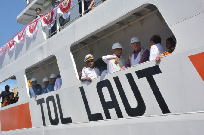 Seminar Nasional Tol Laut Diatas K.M Dorolonda