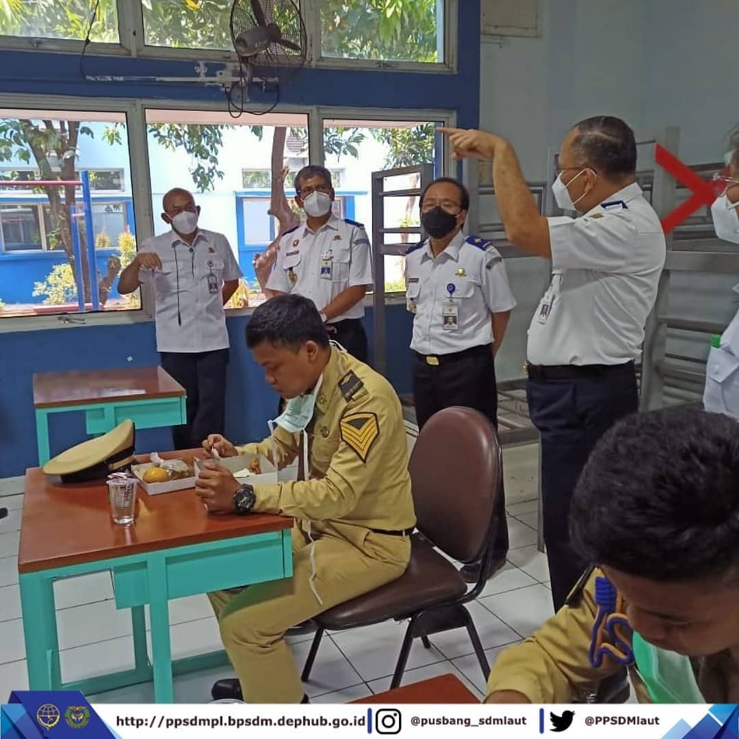 Simulasi kesiapan seluruh fasilitas asrama dan sarana Taruna STIP kembali ke kampus.