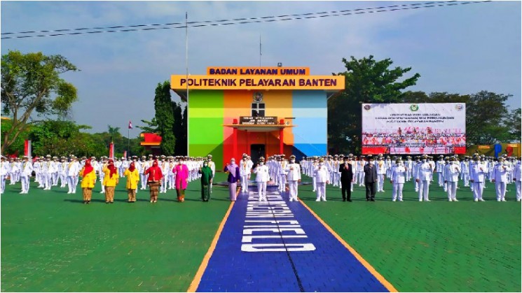 PELANTIKAN PERWIRA PELAYARAN POLTEPEL BANTEN DENGAN MENERAPKAN PROTOKOL KESEHATAN PENCEGAHAN COVID-19